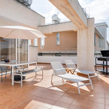 Top Floor Apartment City Center Ларнака Екстериор снимка