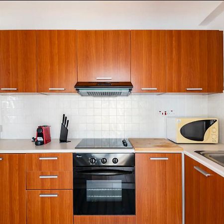 Top Floor Apartment City Center Ларнака Екстериор снимка